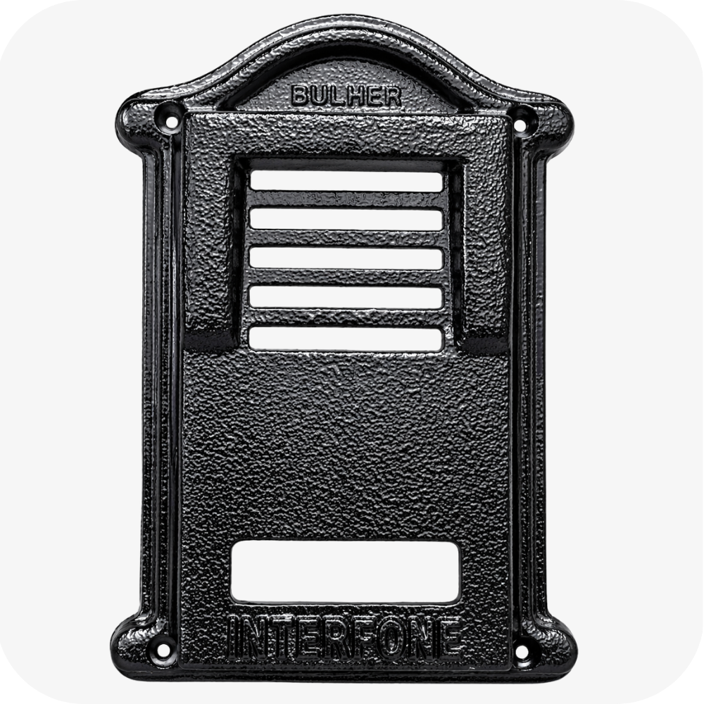 Protetor compatível para interfone AGL, fabricado pela Bulher em alumínio automotivo super resistente, ideal para proteção contra impactos e vandalismo em sistemas de segurança.